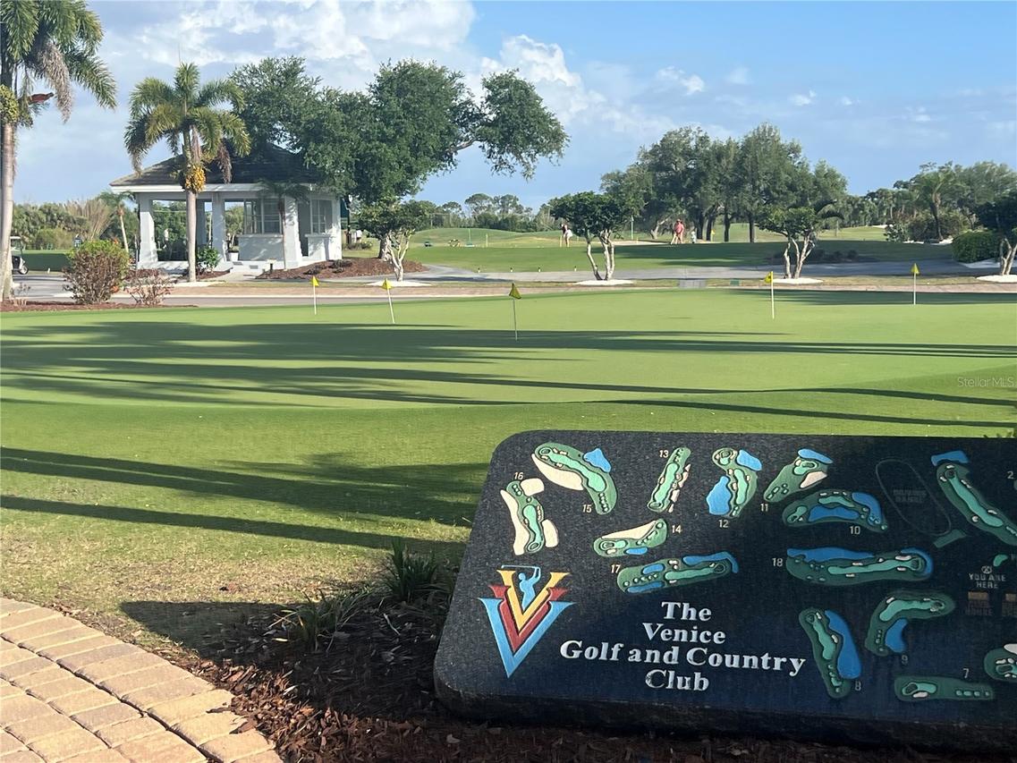 360 Cedarbrook Ct., Venice, FL 34292