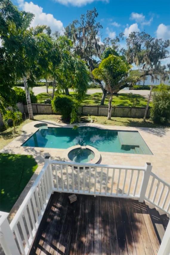 1740 Bayshore Dr., Terra Ceia, FL 34250
