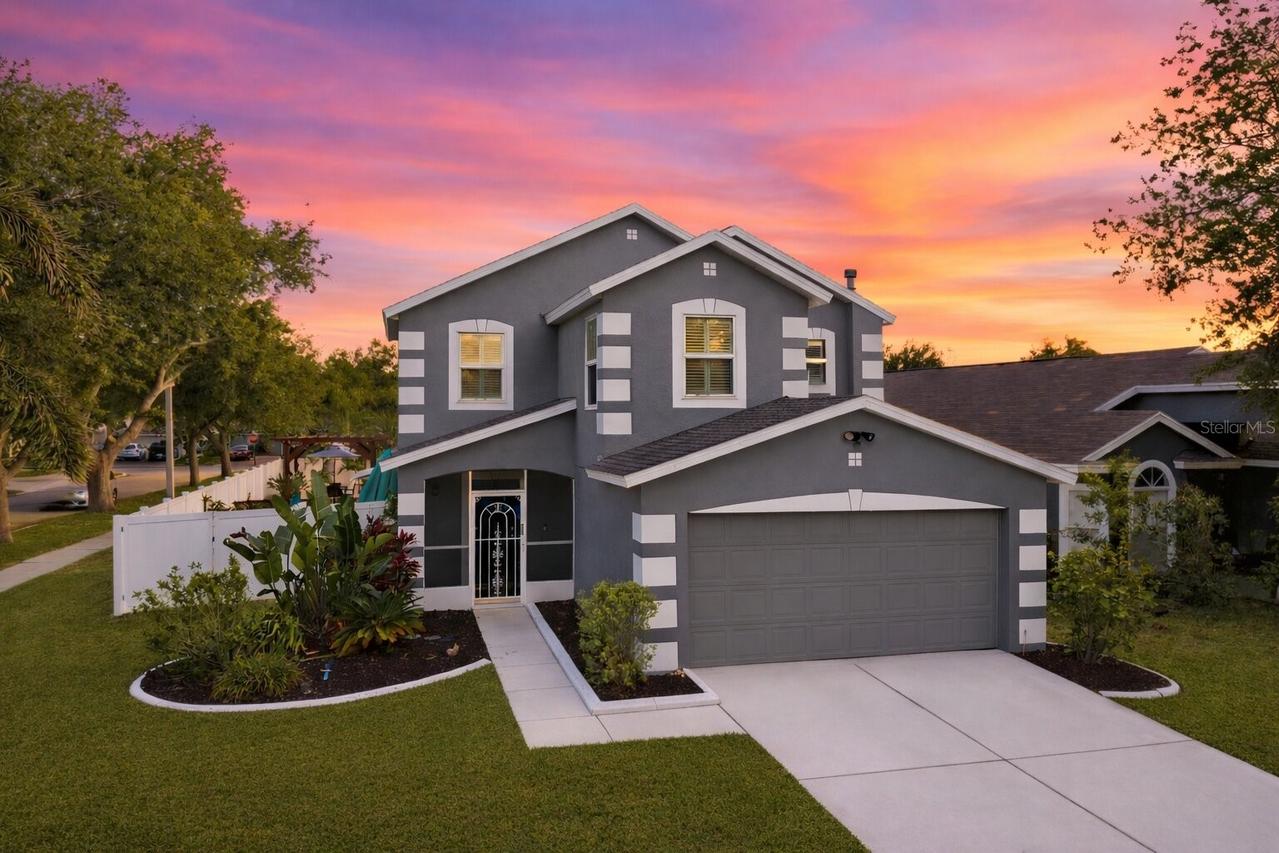 7633 Clovelly Park Pl., Apollo Beach, FL 33572