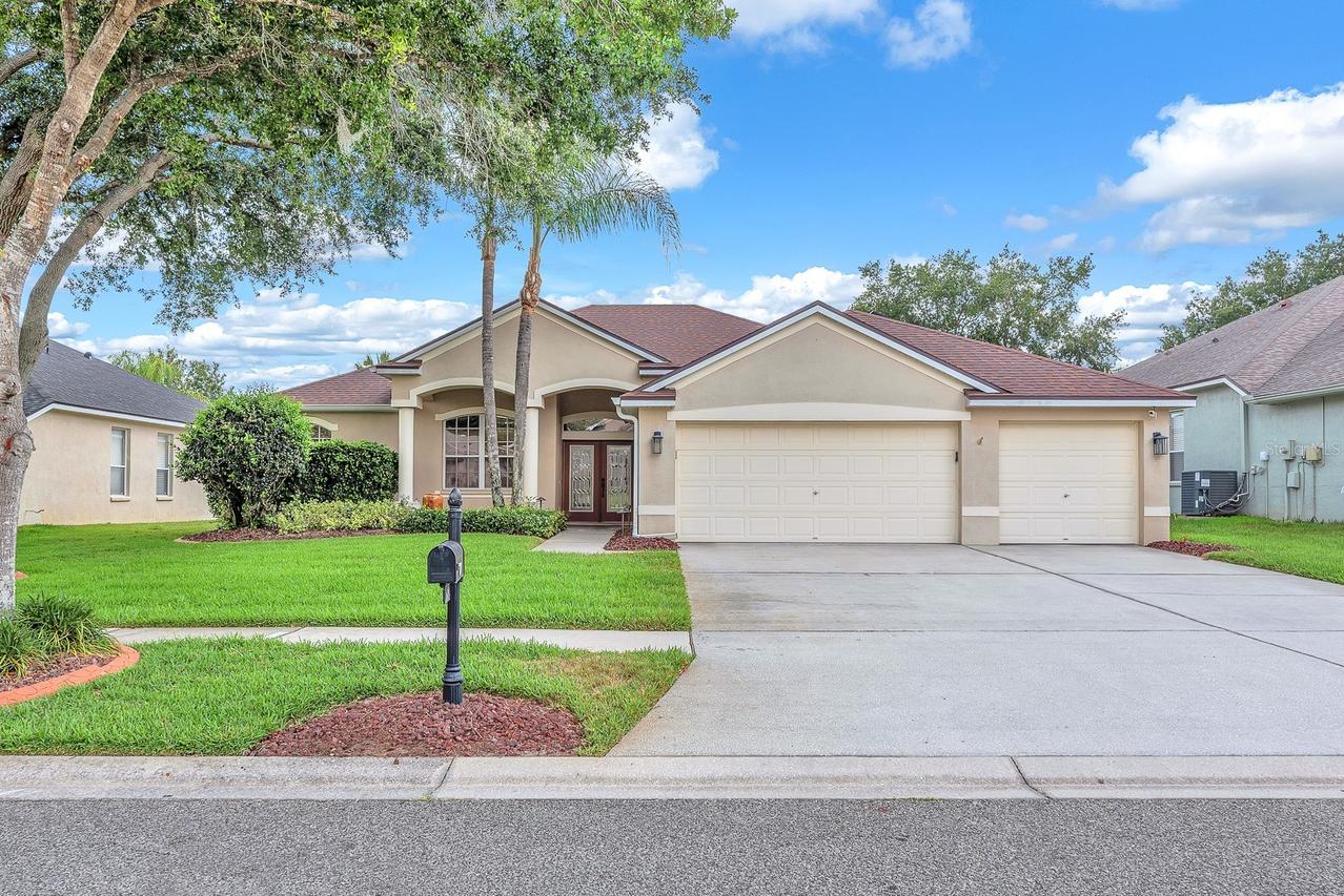 2809 Durant Trails Blvd., Dover, FL 33527