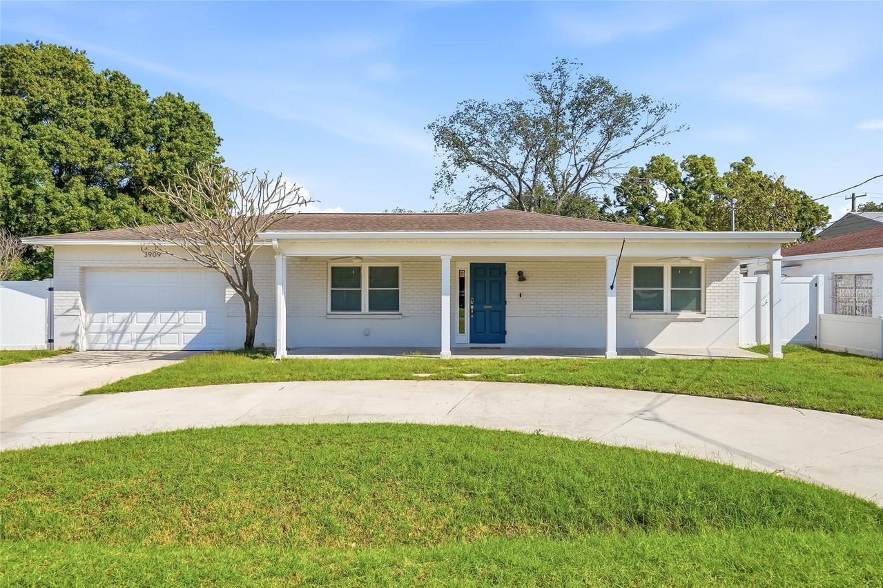 3909 W Carmen St., Tampa, FL 33609