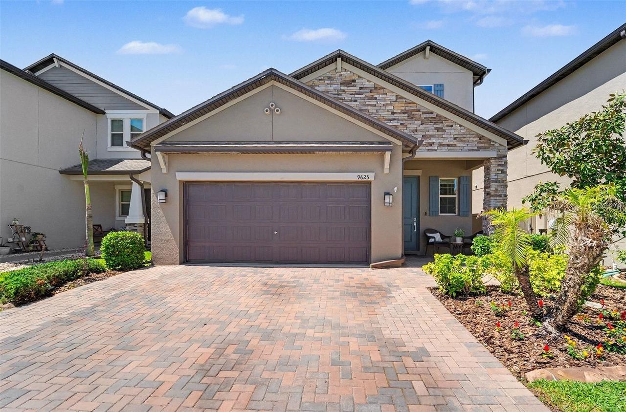 9625 Wild Begonia Loop, Land O Lakes, FL 34637