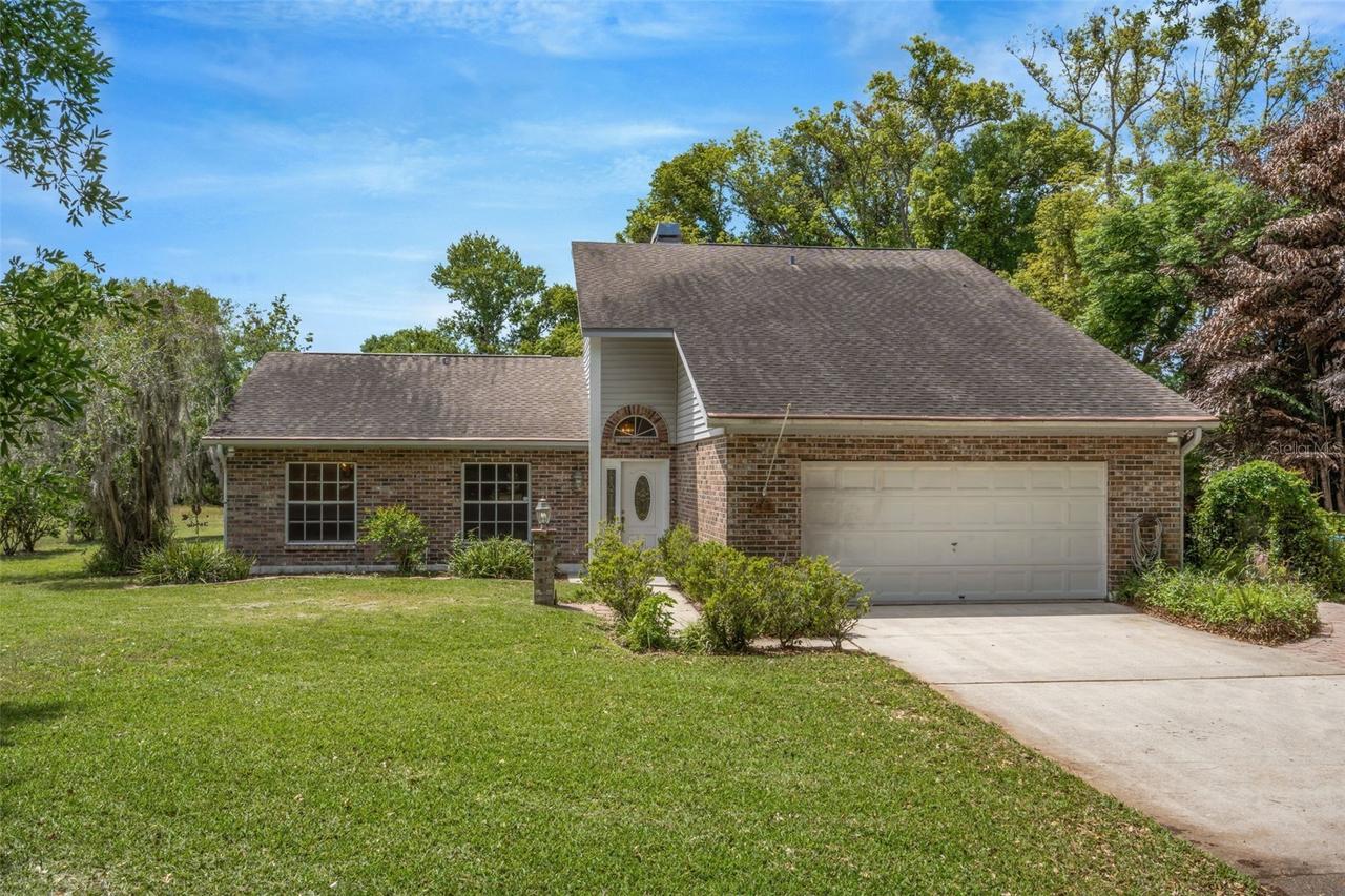785 Duque Rd., Lutz, FL 33549