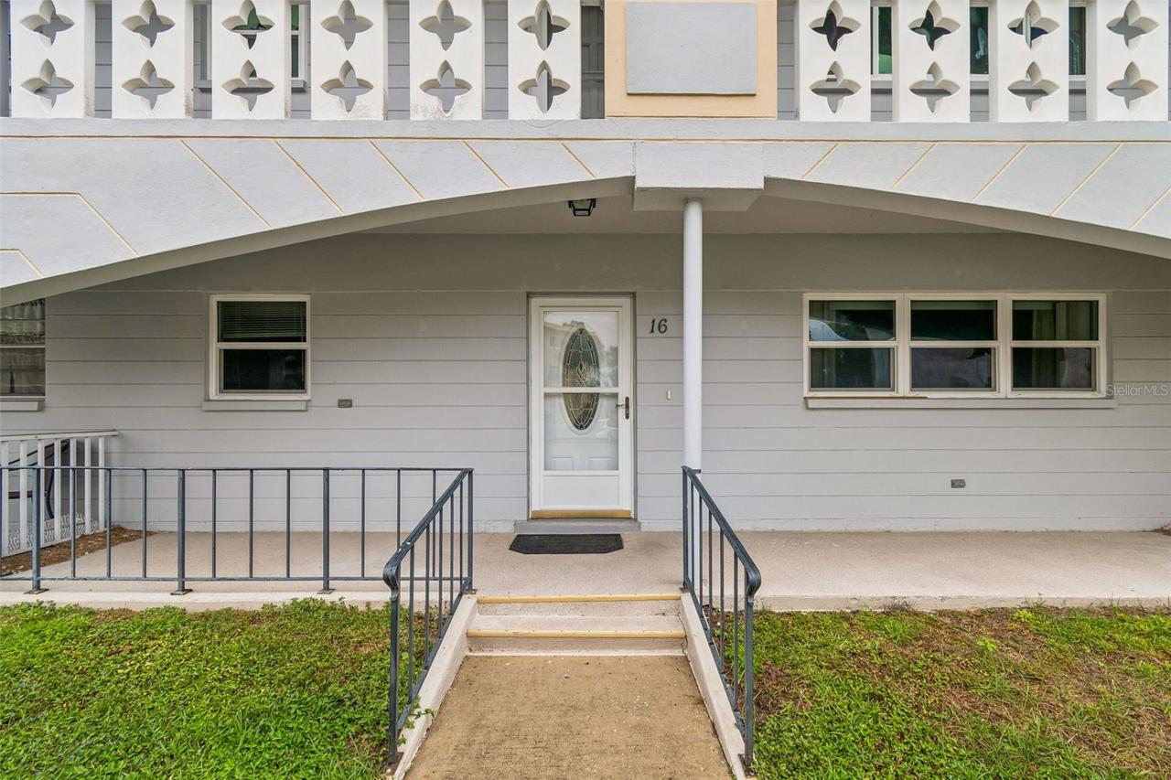 2460 Franciscan Dr. #16, Clearwater, FL 33763