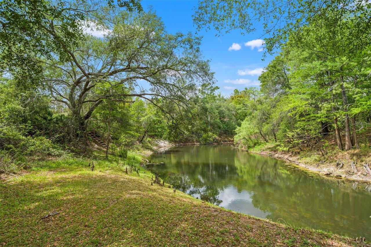 33013 Round Table Rd., Ridge Manor, FL 33523