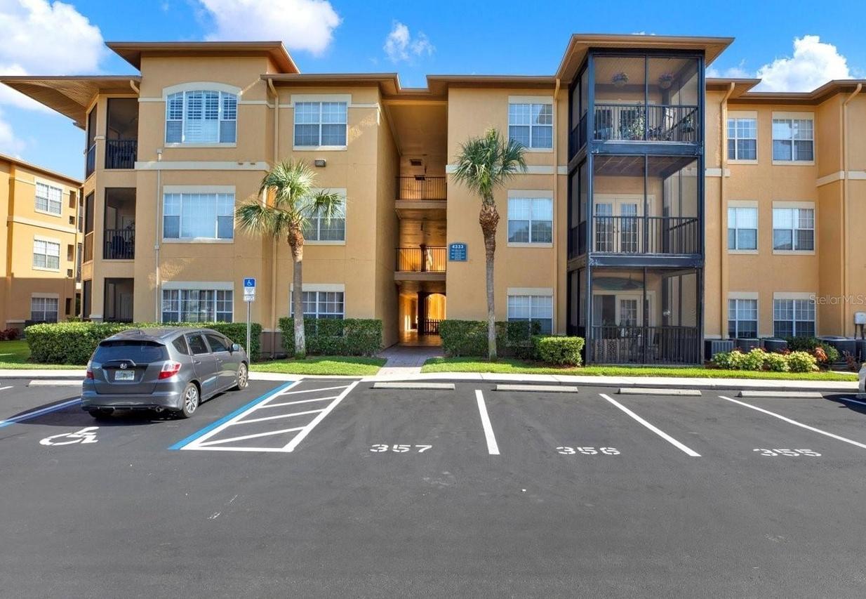 4333 Bayside Village Dr. #229, Tampa, FL 33615