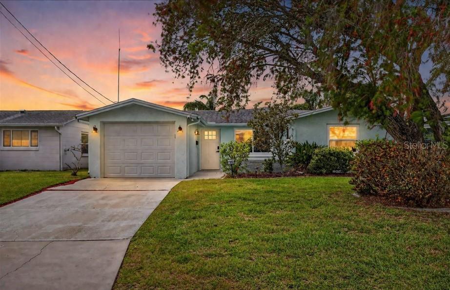 4953 Blue Heron Dr., New Port Richey, FL 34652