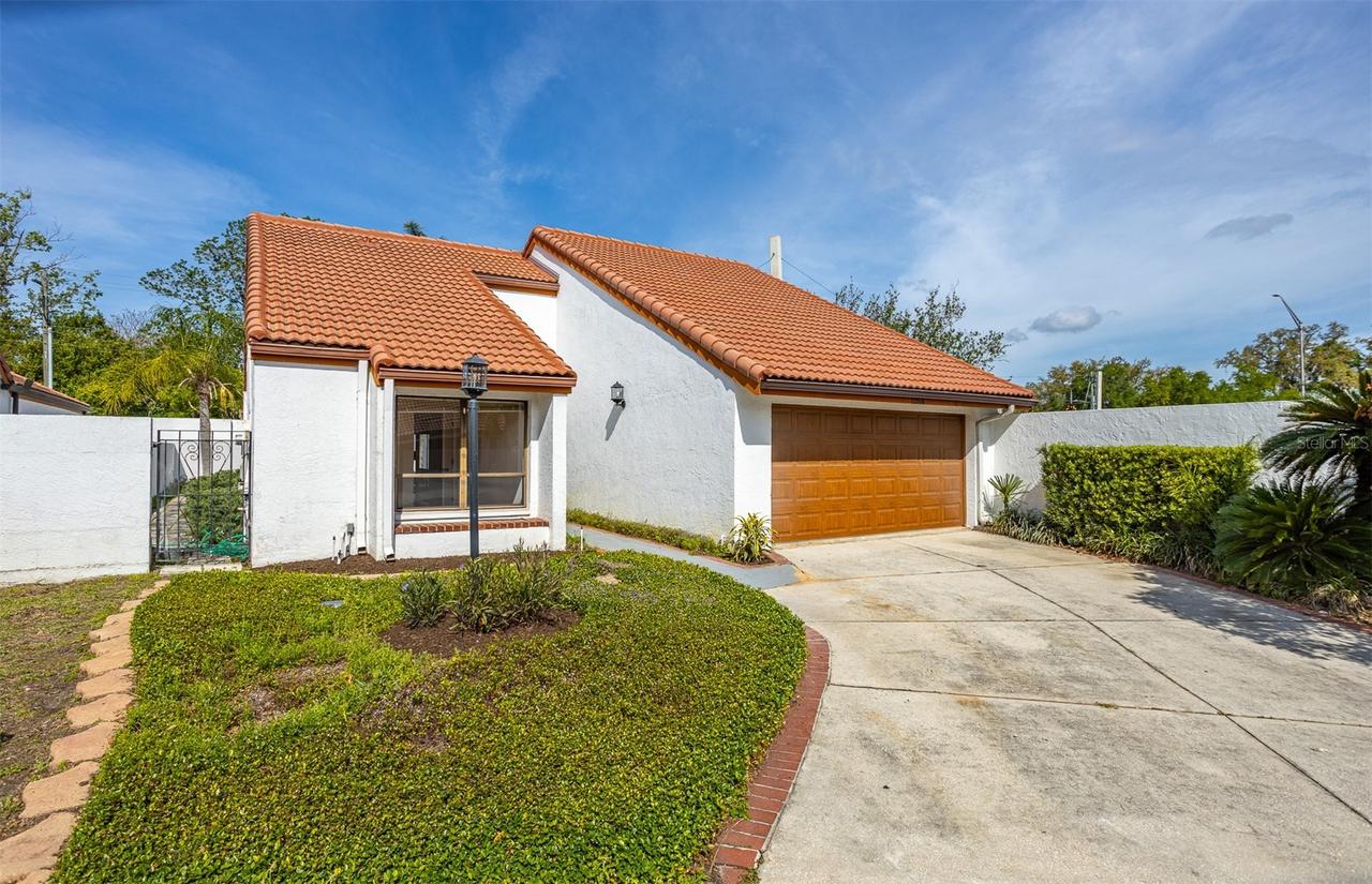 11508 Robles Del Rio Pl., Temple Terrace, FL 33617