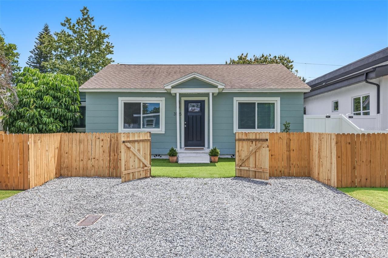 3125 Queen St., St Petersburg, FL 33713