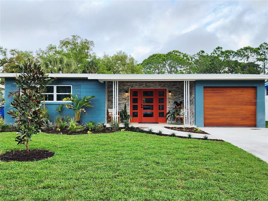 345 55th Ave., St Petersburg, FL 33705