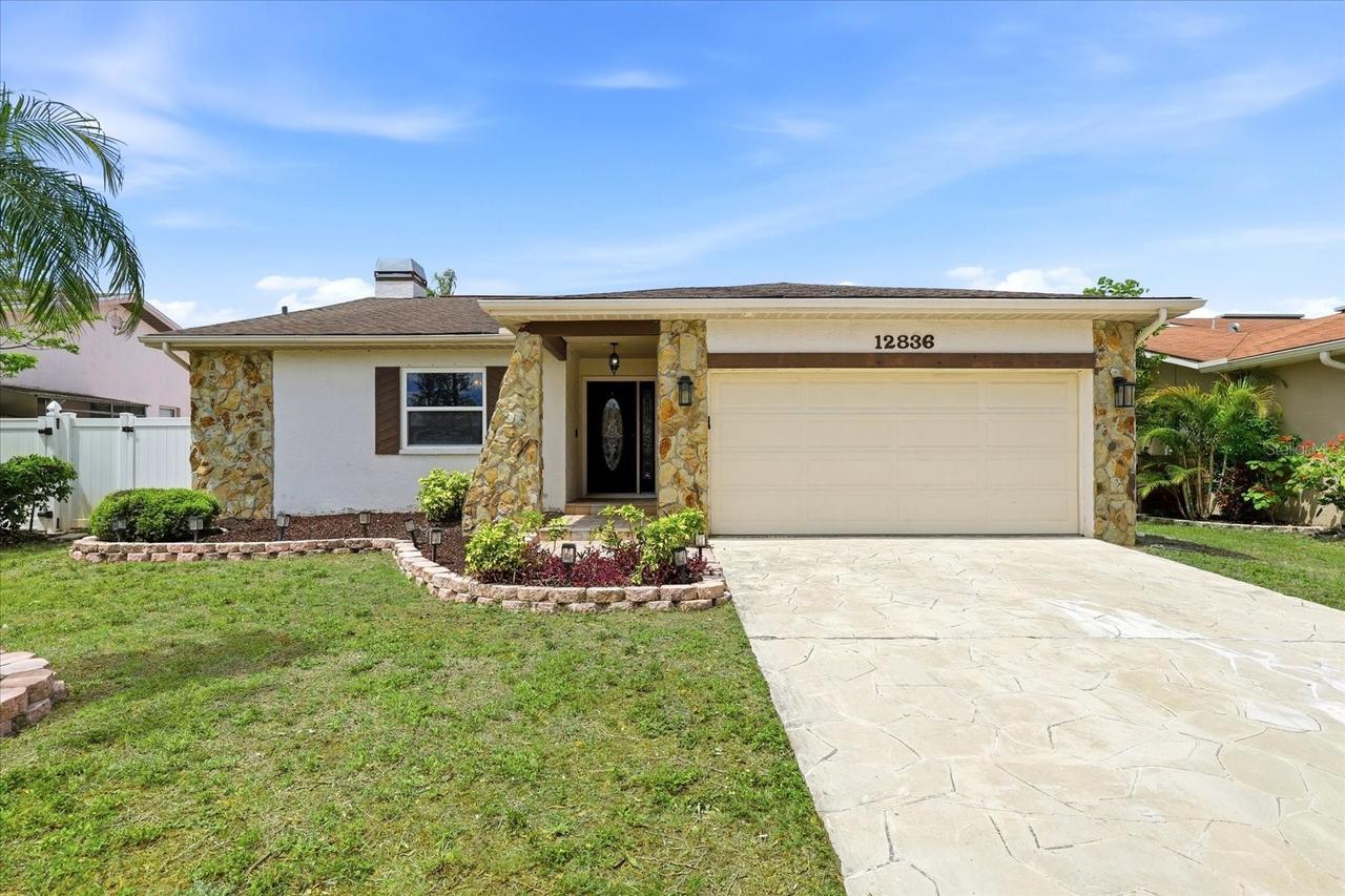 12836 Pineway Dr., Largo, FL 33773
