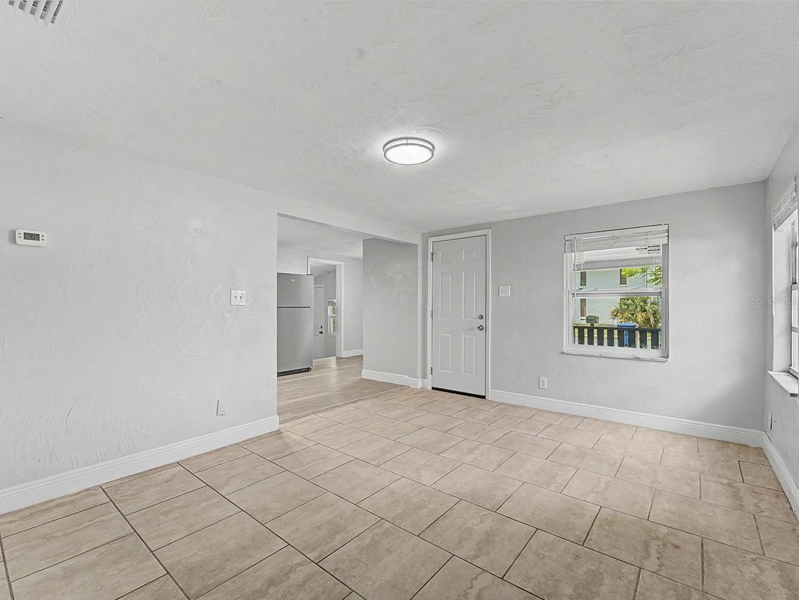 9307 N 16th St., Tampa, FL 33612