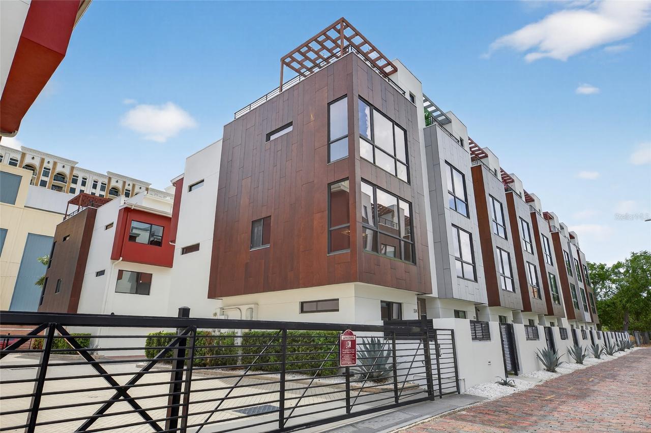 134 8th St., St Petersburg, FL 33701