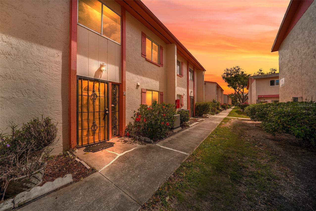 1635 58th Ter. ##2, St Petersburg, FL 33712