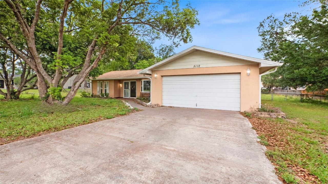 5112 Bernadette Dr., Zephyrhills, FL 33541