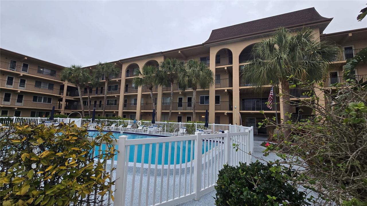 2525 W Bay Dr. #C33, Largo, FL 33770