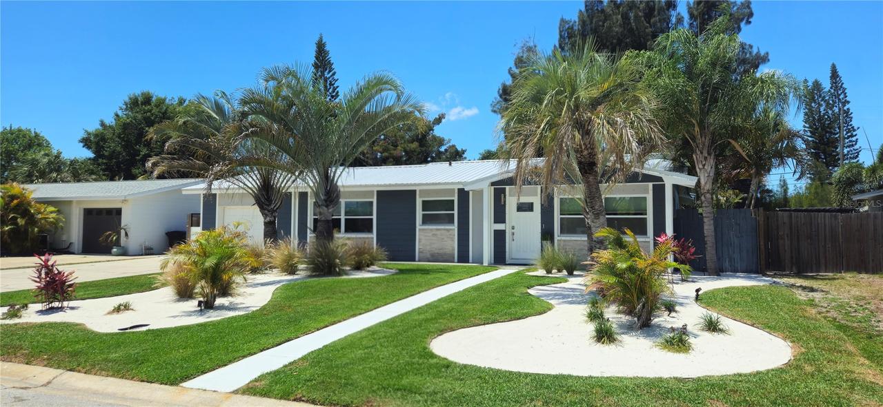 3698 61st Way, St Petersburg, FL 33710