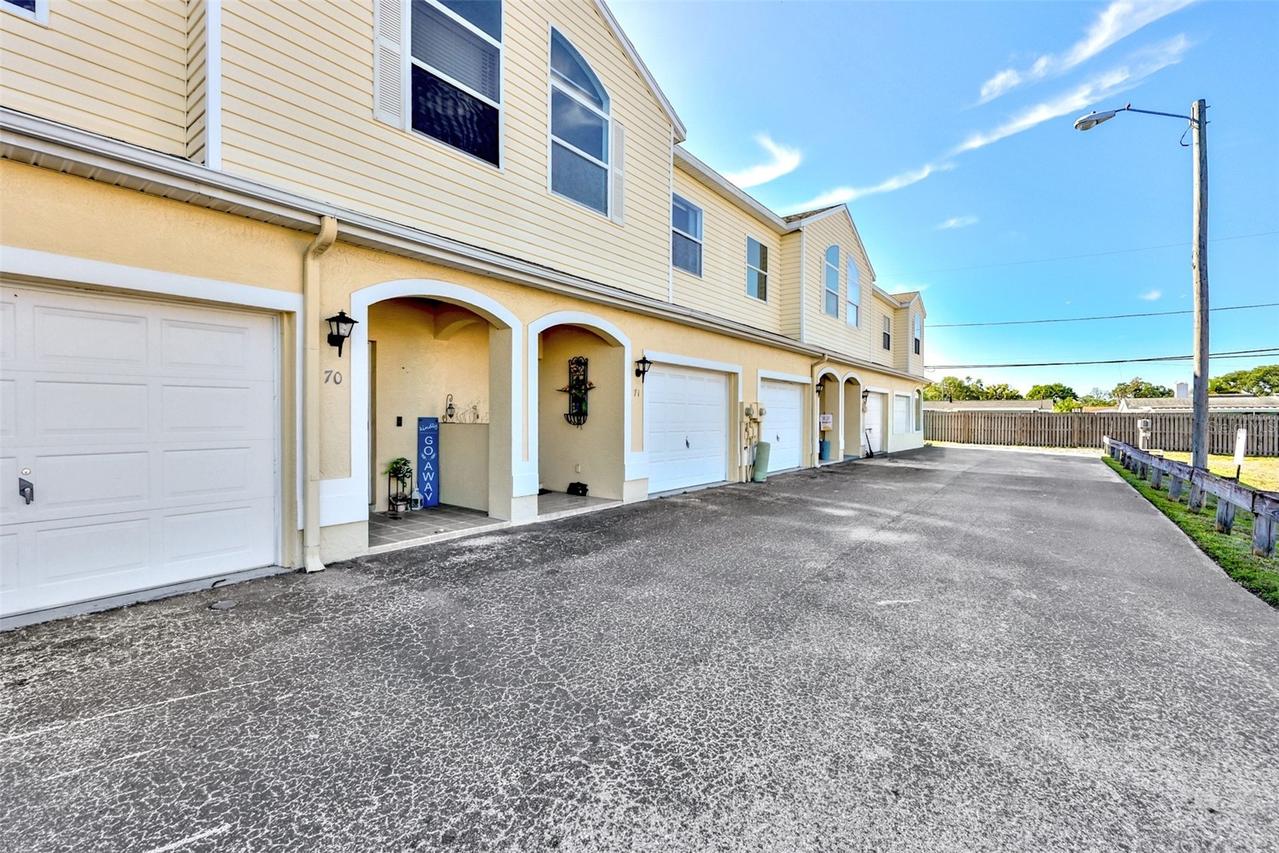 6400 46th Ave. #71, Kenneth City, FL 33709