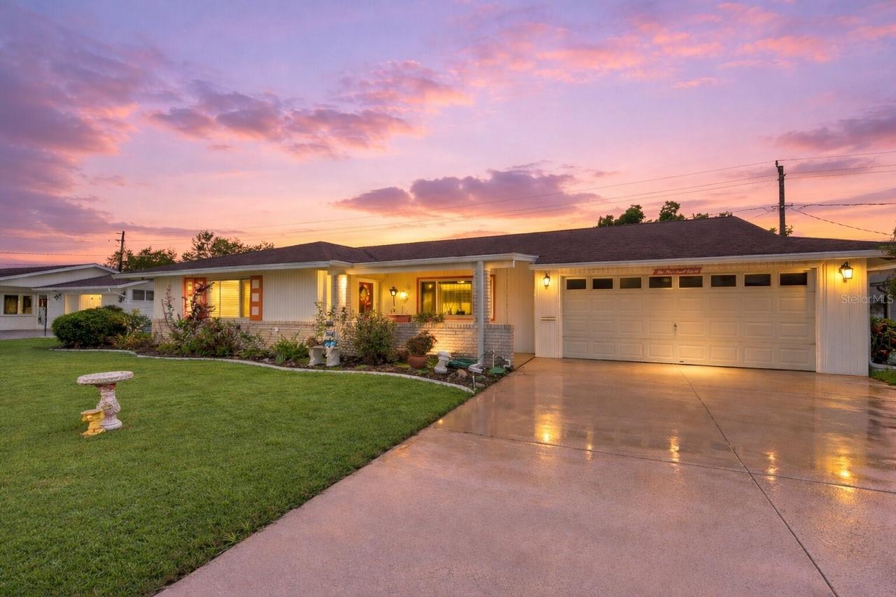 608 La Jolla Ave., Sun City Center, FL 33573