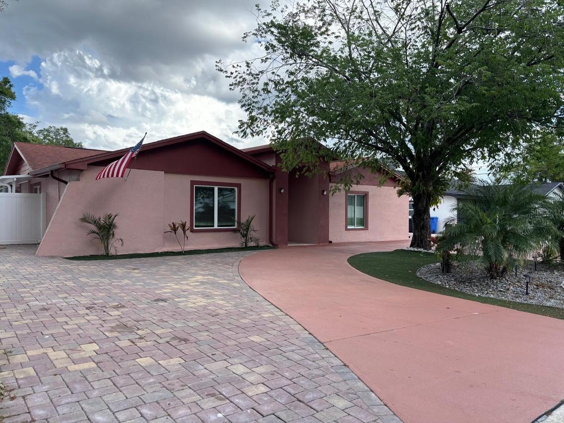 6747 Ralston Beach Cir., Tampa, FL 33614