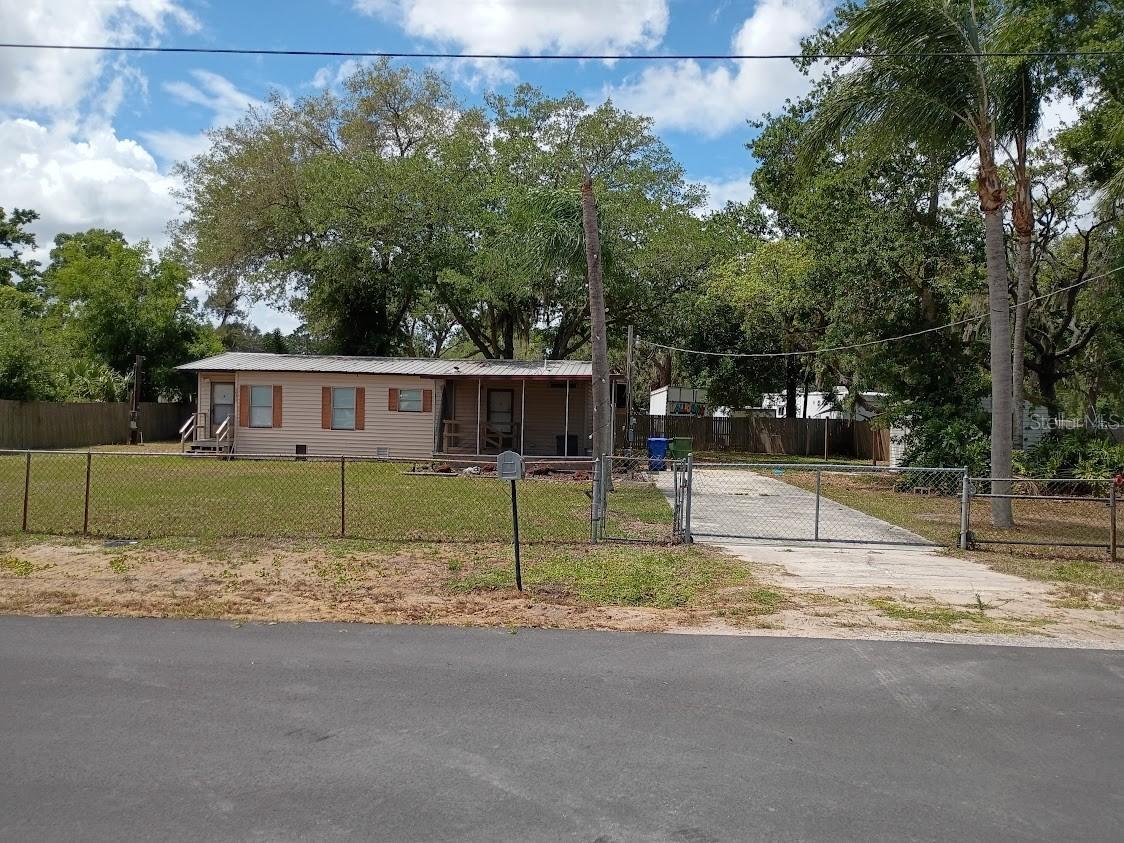 10411 Ratell Ave., Gibsonton, FL 33534