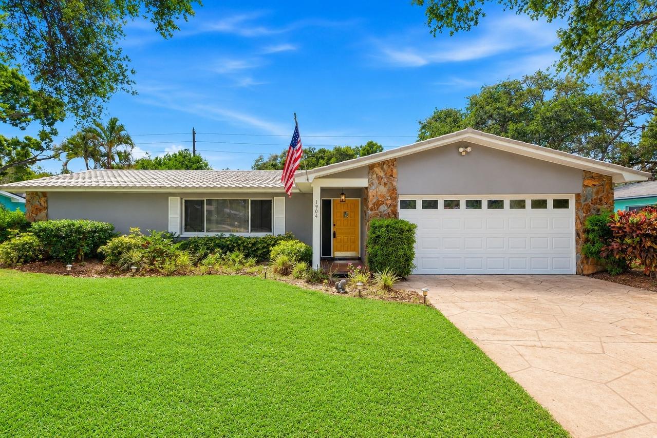 1904 Granada Ct., Clearwater, FL 33764