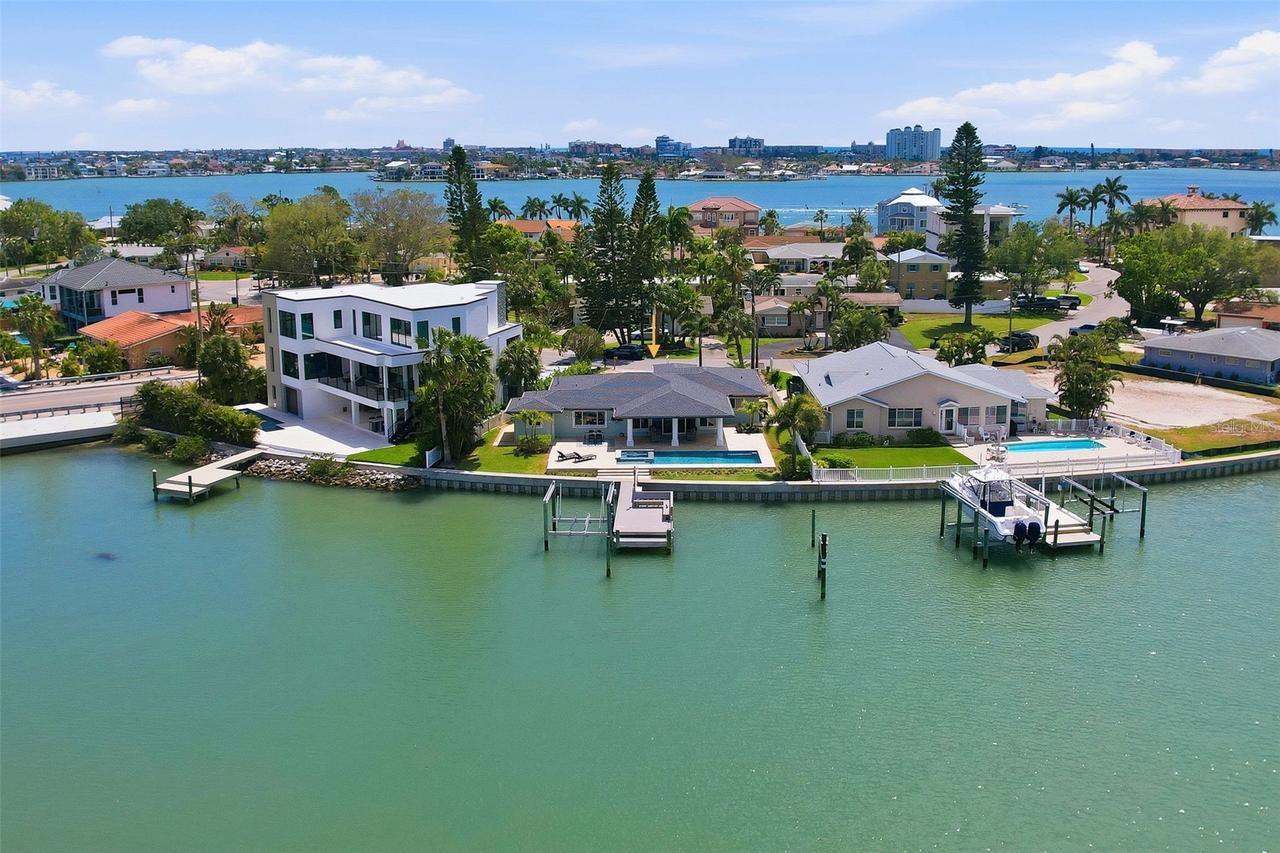 7172 S Shore Dr., St Petersburg, FL 33707