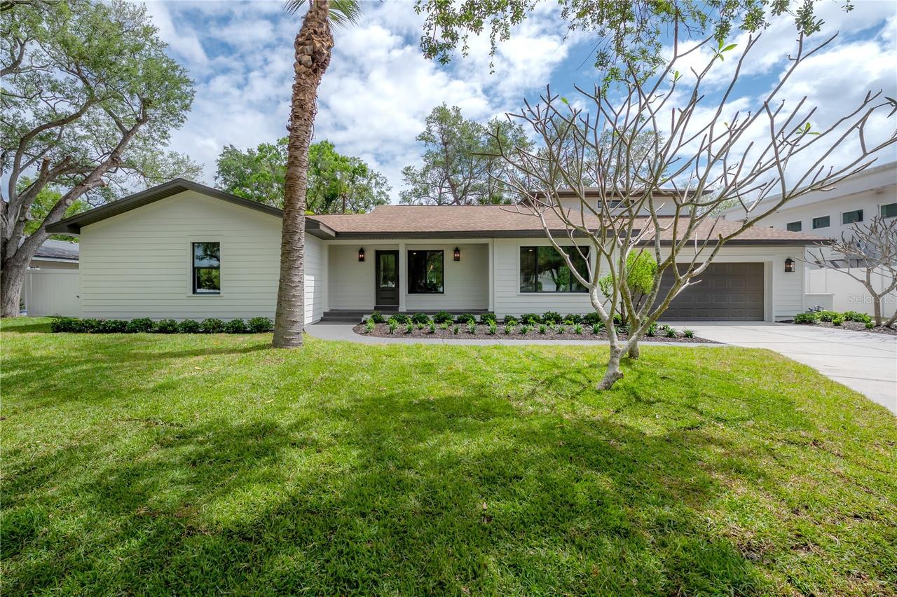 471 W Davis Blvd., Tampa, FL 33606