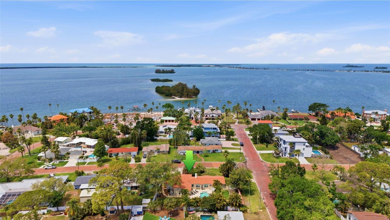 1797 Santa Barbara Dr., Dunedin, FL 34698