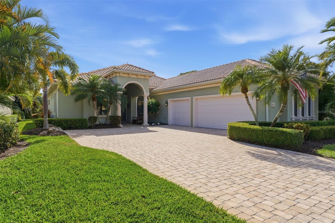8832 Enclave Ct., Sarasota, FL 34238