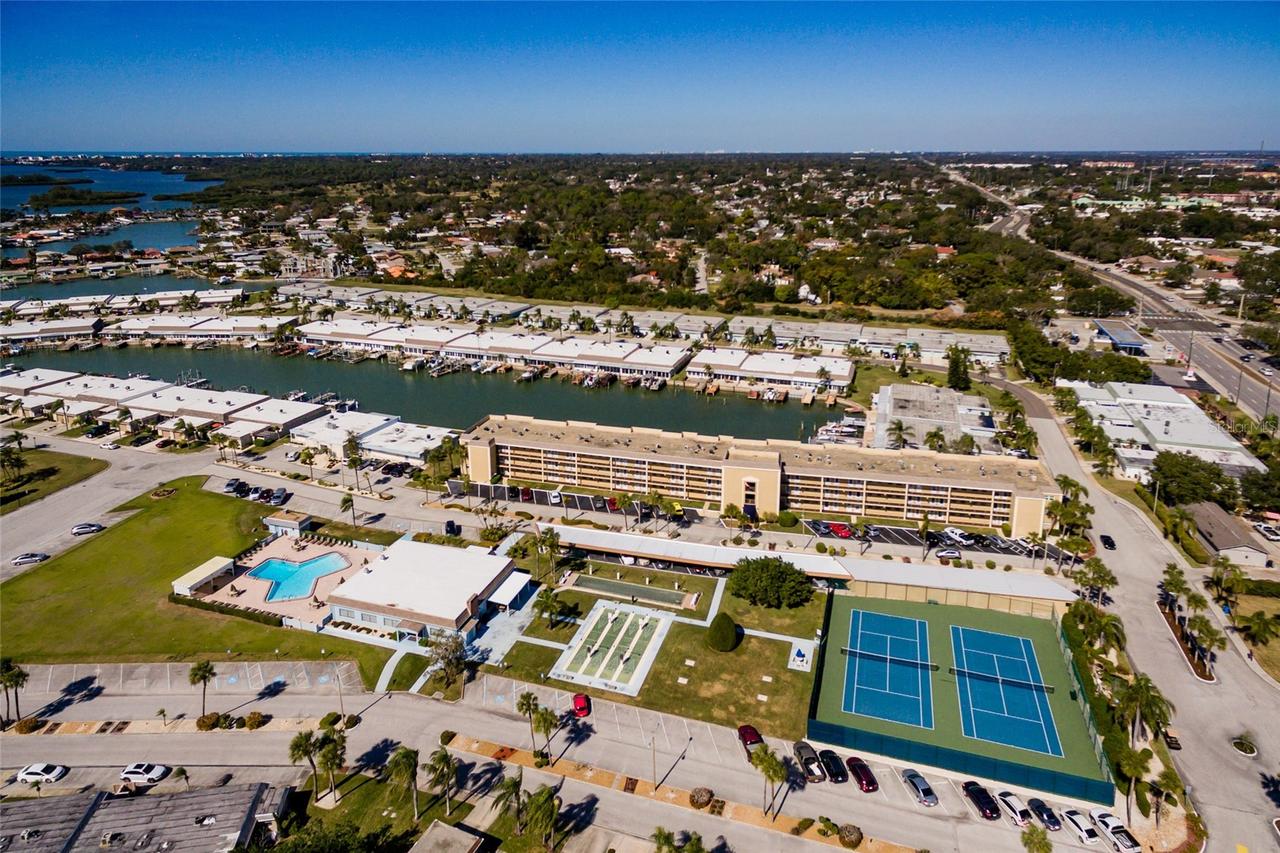 1 N Boca Ciega Point Blvd. #206, St Petersburg, FL 33708