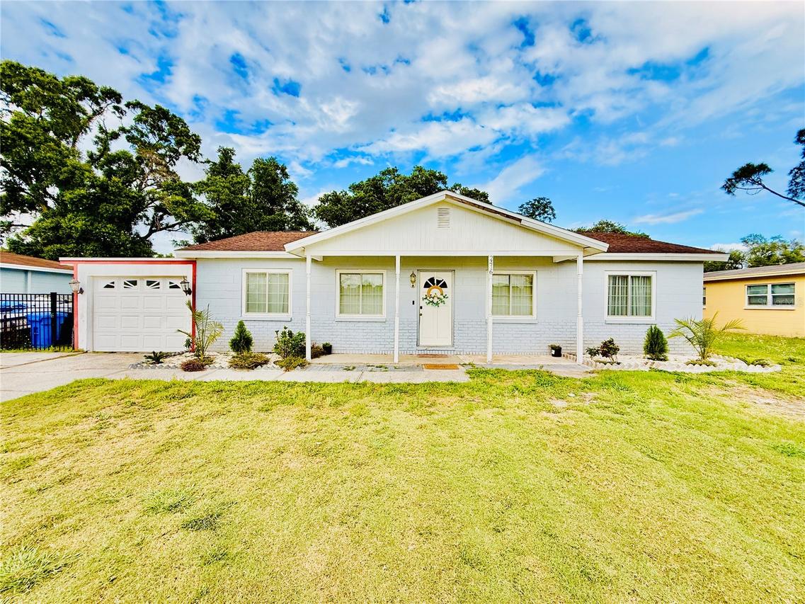 2416 Wishing Well Cir., Tampa, FL 33619