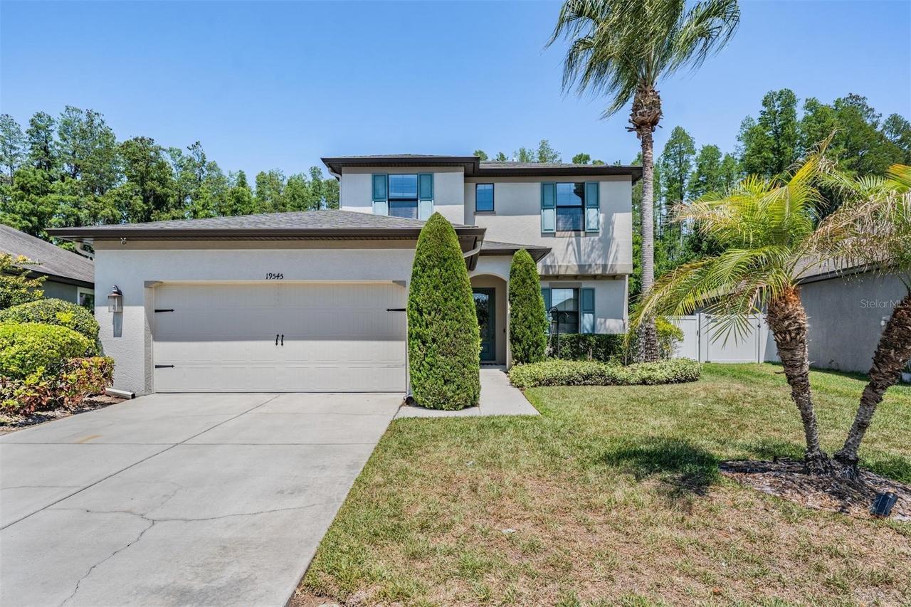 19545 Post Island Loop, Land O Lakes, FL 34638