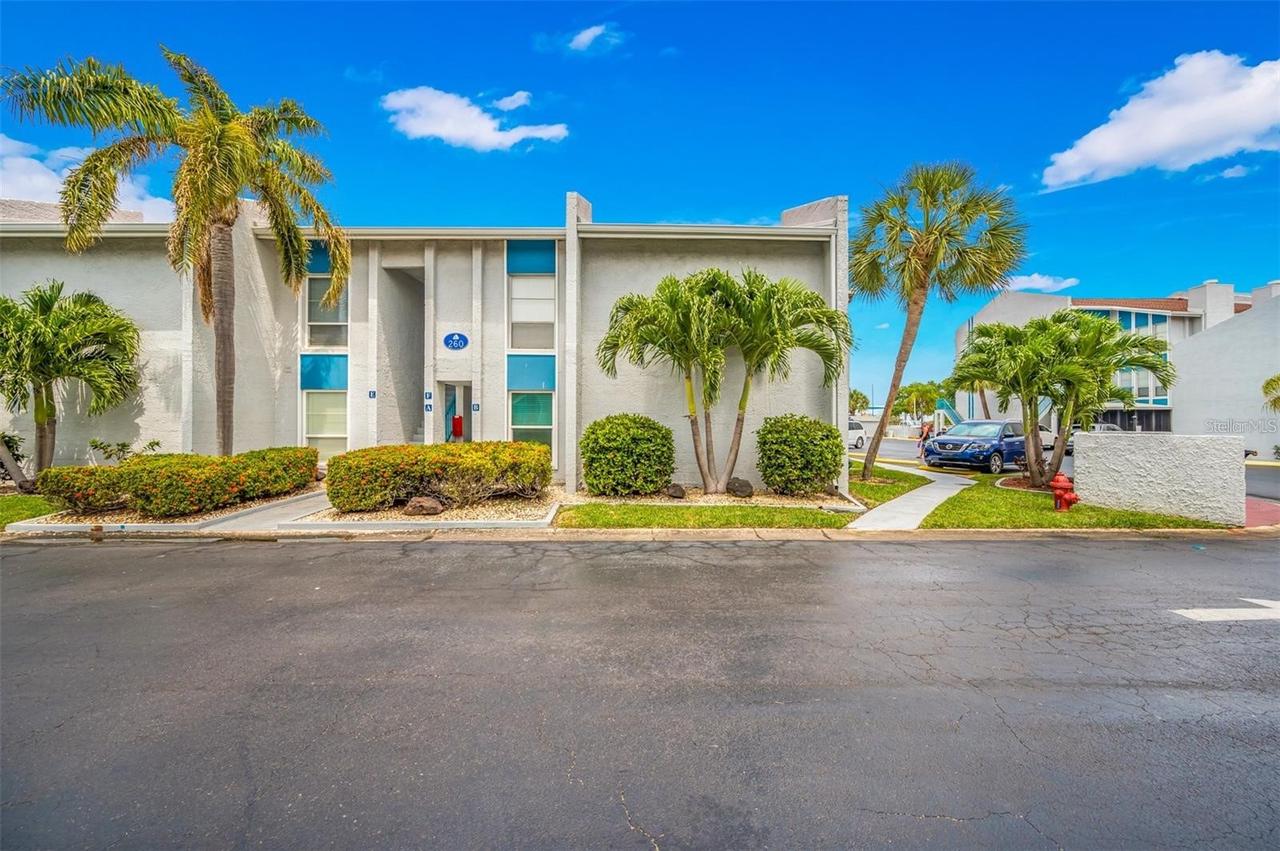 260 Medallion Blvd. #F, Madeira Beach, FL 33708