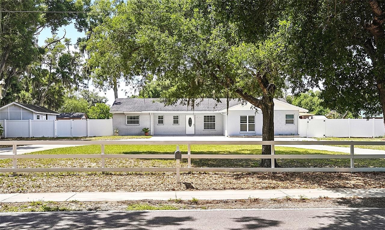 1414 Seffner Valrico Rd., Seffner, FL 33584