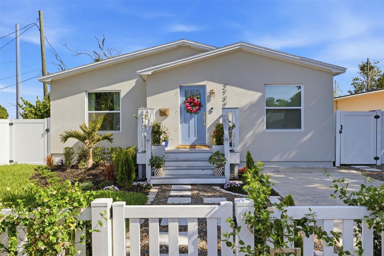 2739 16th Ave., St Petersburg, FL 33713