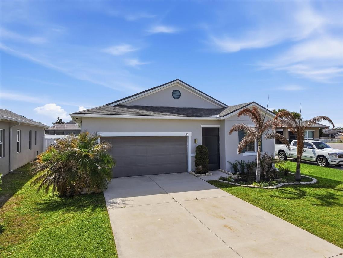 120 Summershore Dr., Auburndale, FL 33823