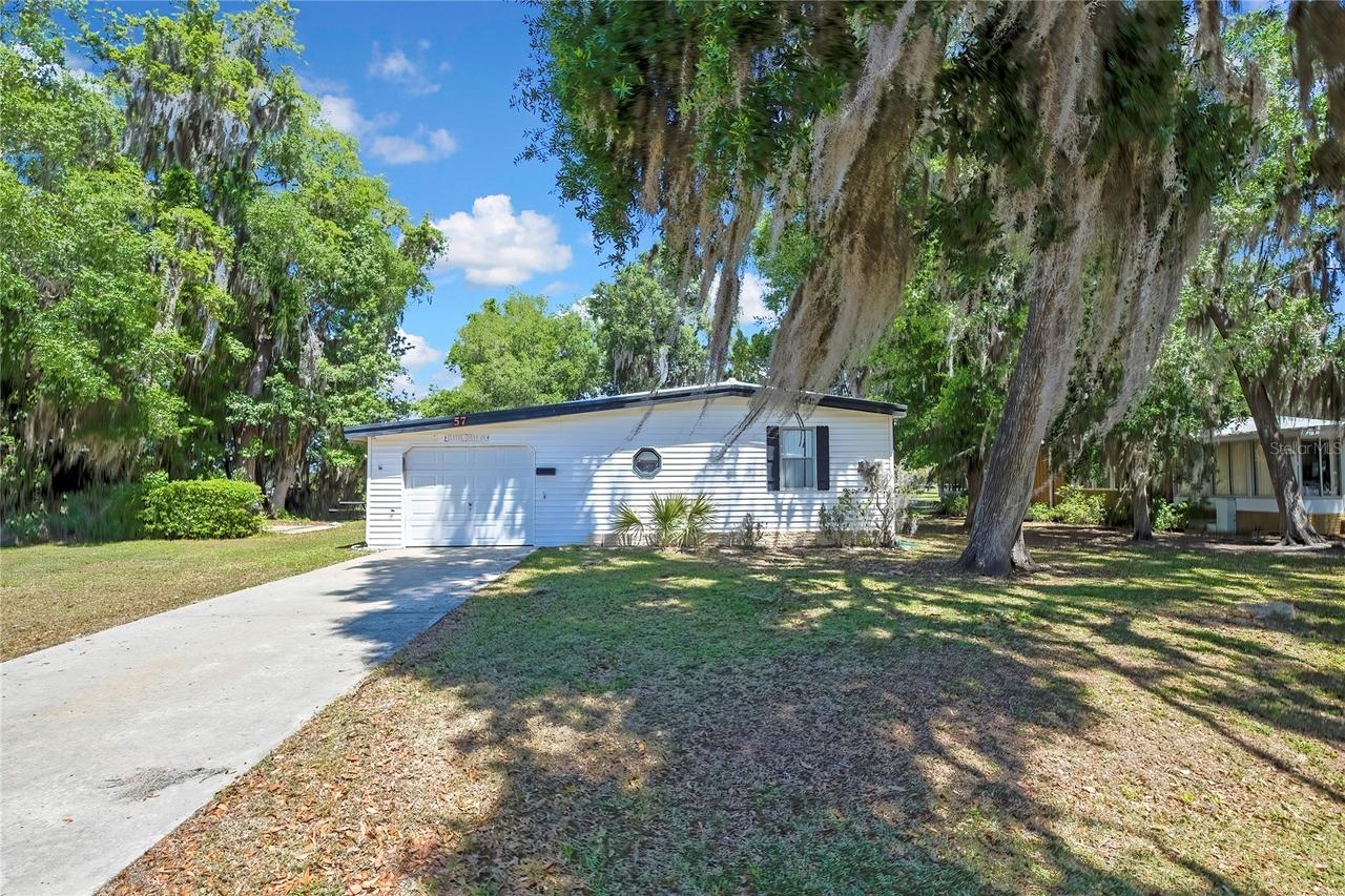 57 N Bobwhite Rd., Wildwood, FL 34785