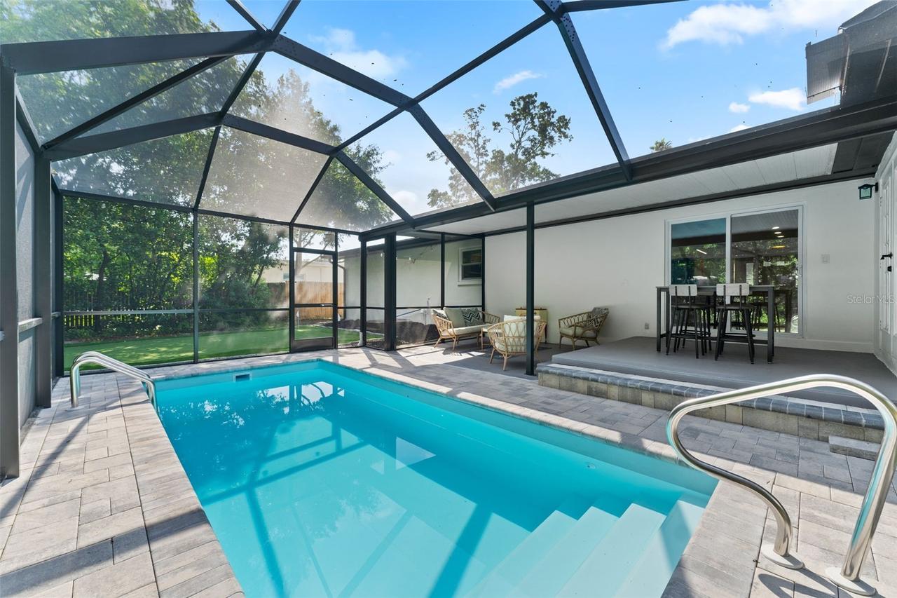 1830 Lakeview Rd, Clearwater, FL 33764