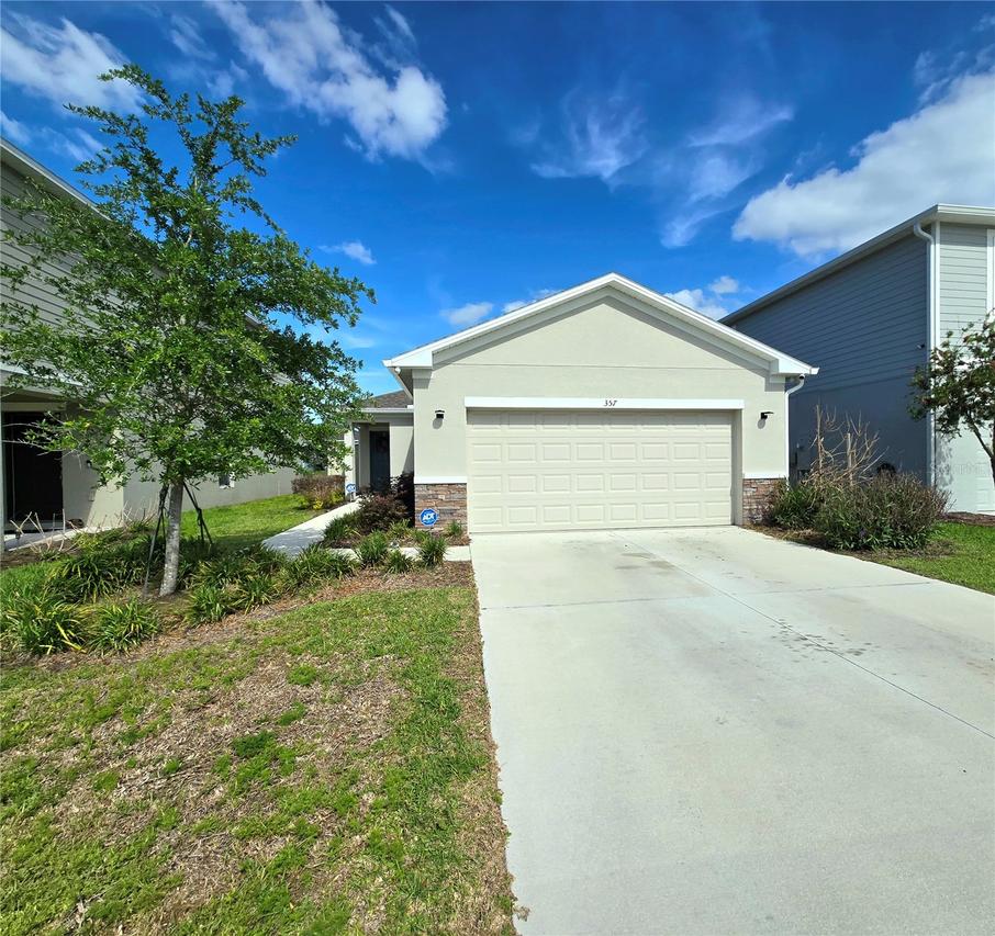 357 Wayland Dr., Haines City, FL 33844
