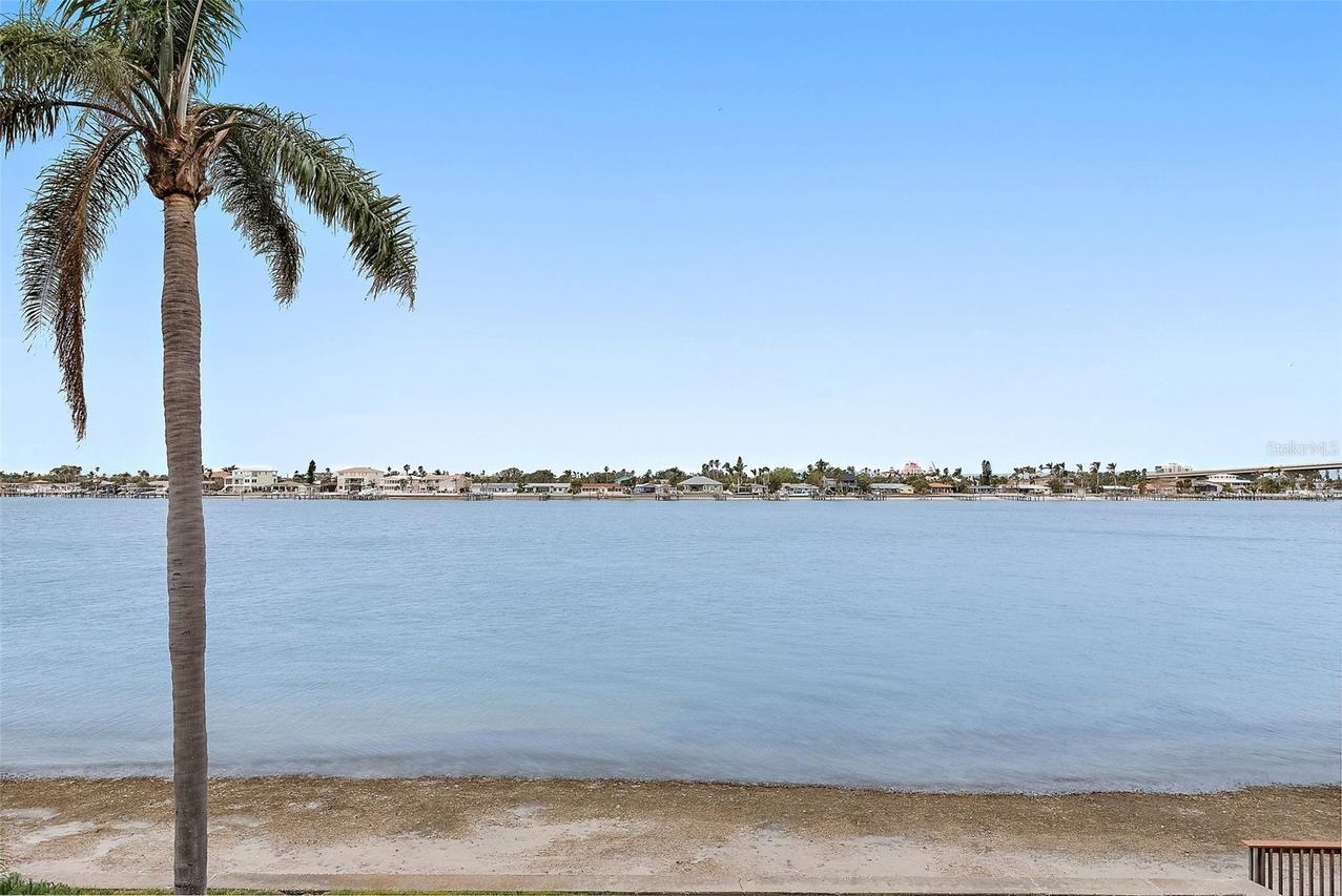 6085 Bahia Del Mar Cir. #272, St Petersburg, FL 33715