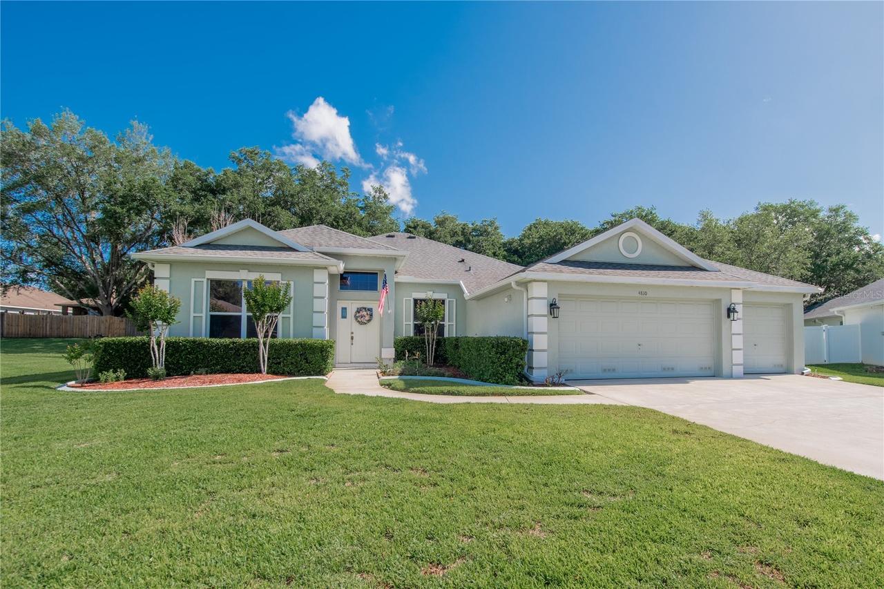 4810 Water Lark Way, Valrico, FL 33596