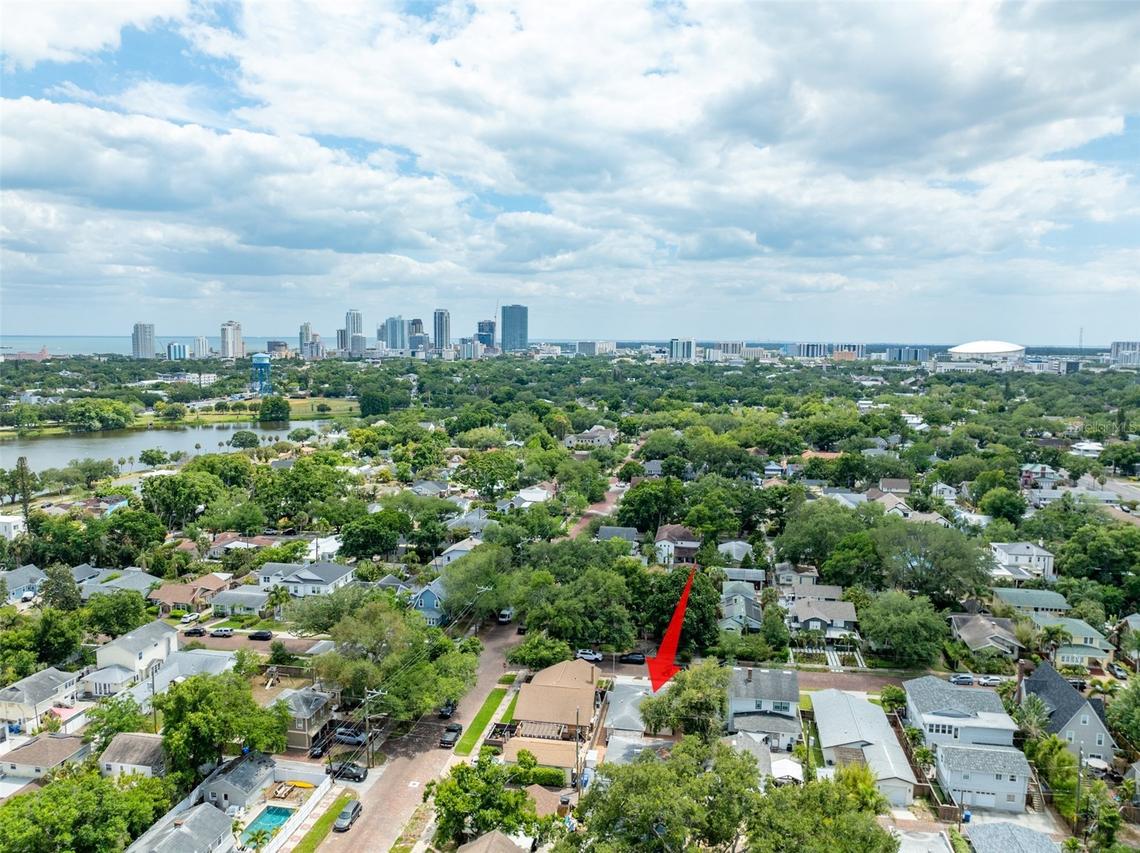 811 20th Ave., St Petersburg, FL 33704