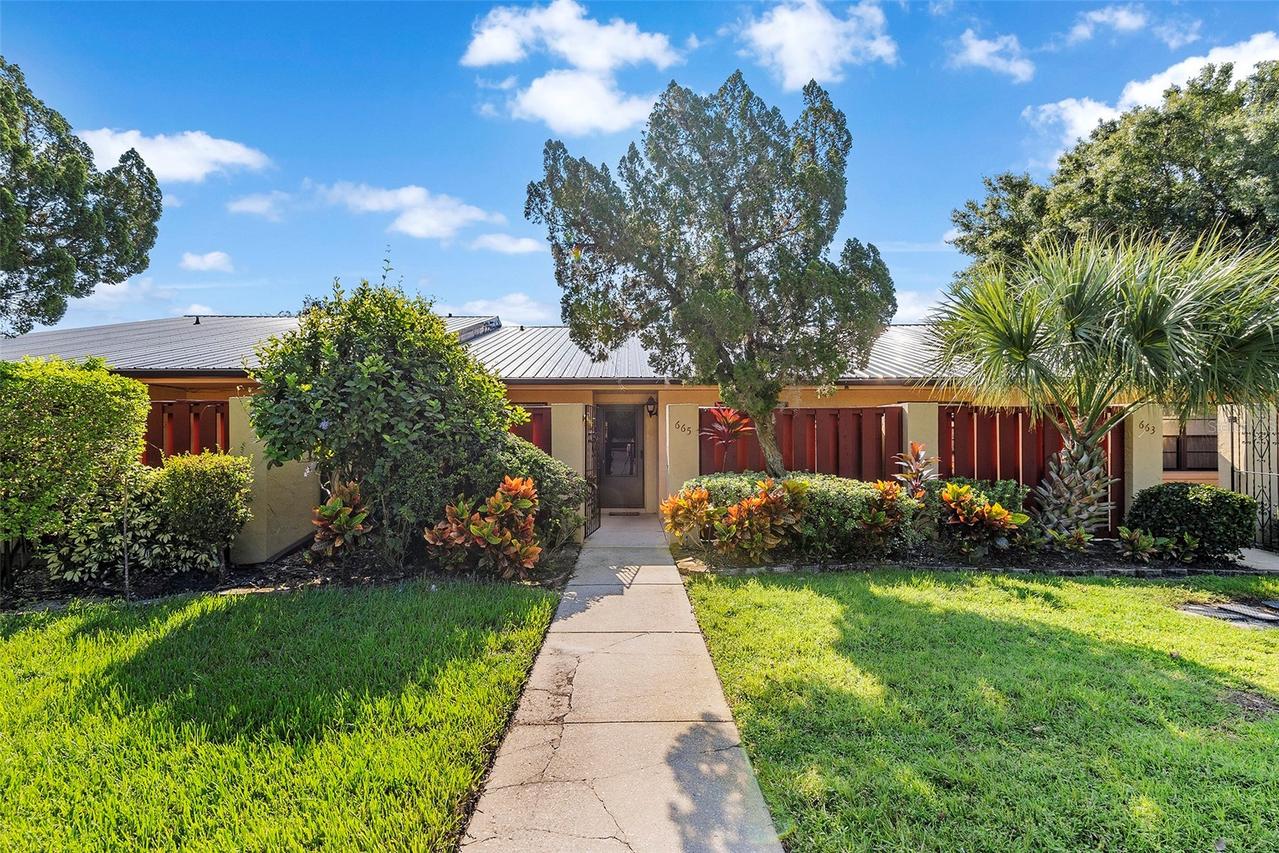 665 Broadmoor Cir., Winter Haven, FL 33884