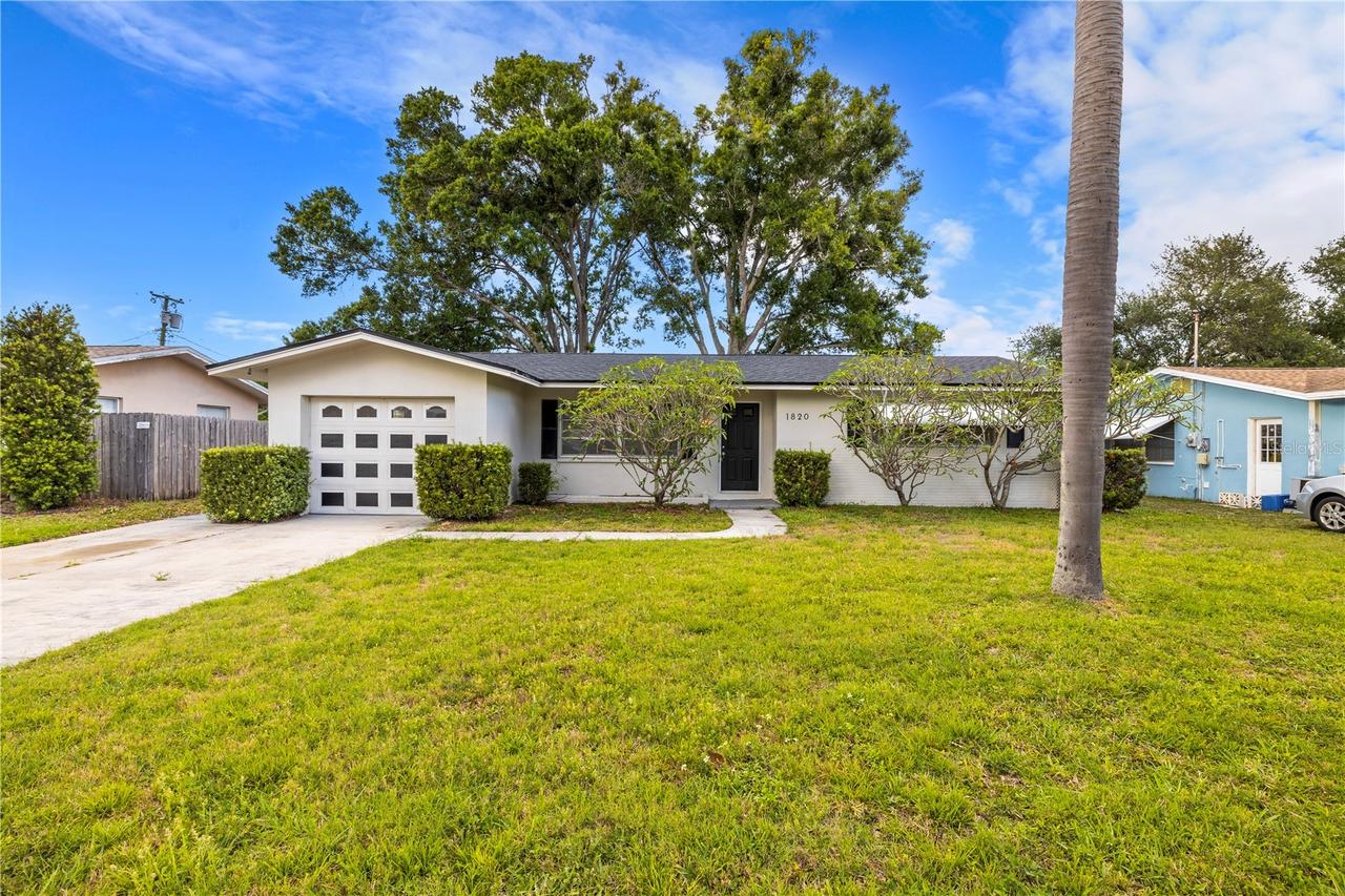 1820 Patlin Cir., Largo, FL 33770