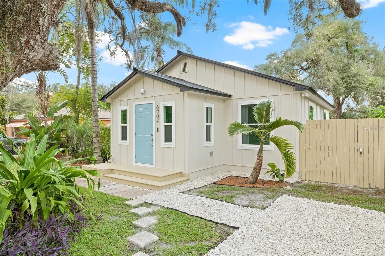 6907 20th St., Tampa, FL 33610
