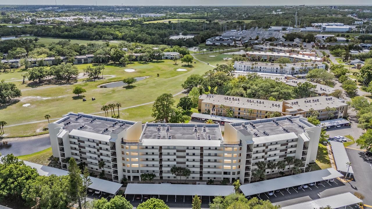 225 Country Club Dr. #1209, Largo, FL 33771