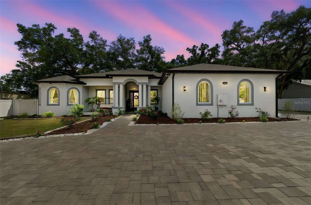 106 W 122nd Ave., Tampa, FL 33612