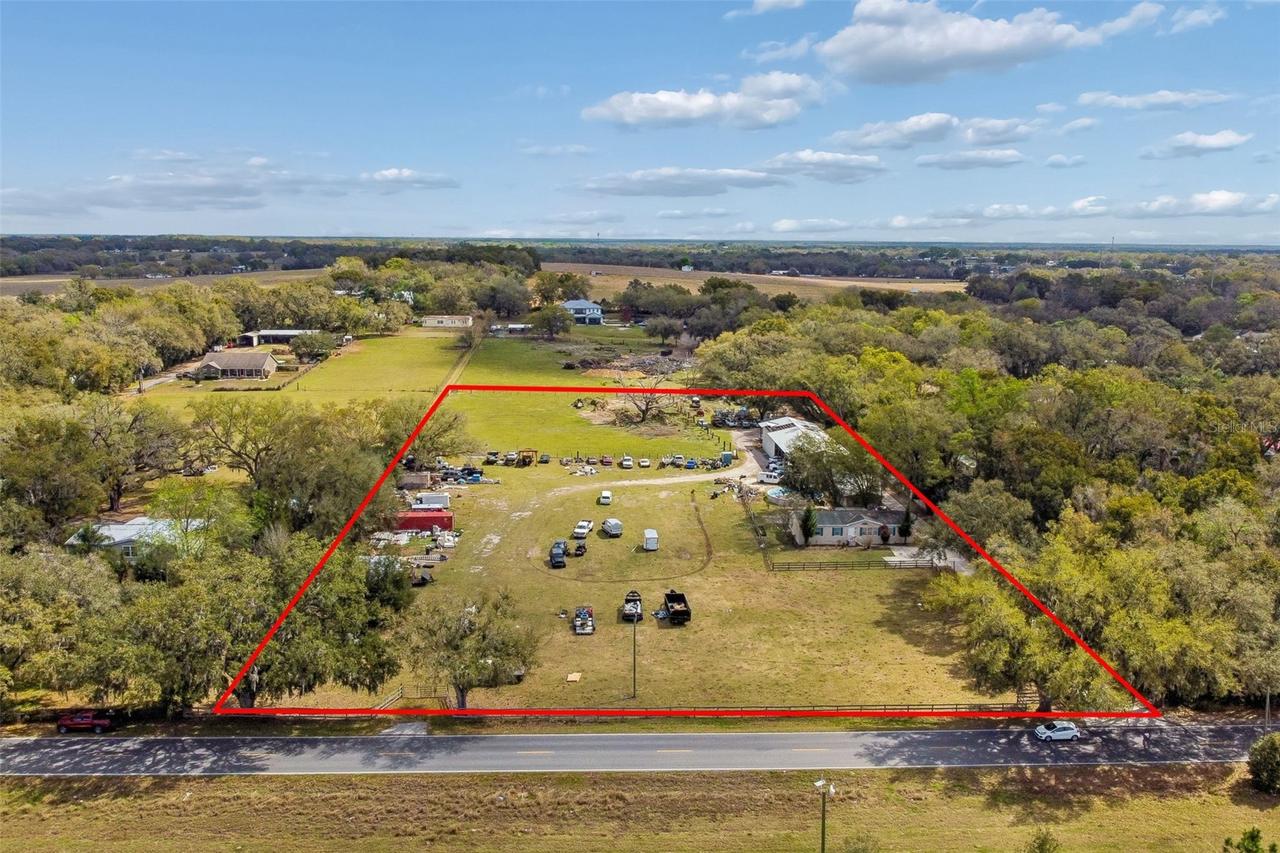 8236 Wire Rd., Zephyrhills, FL 33540