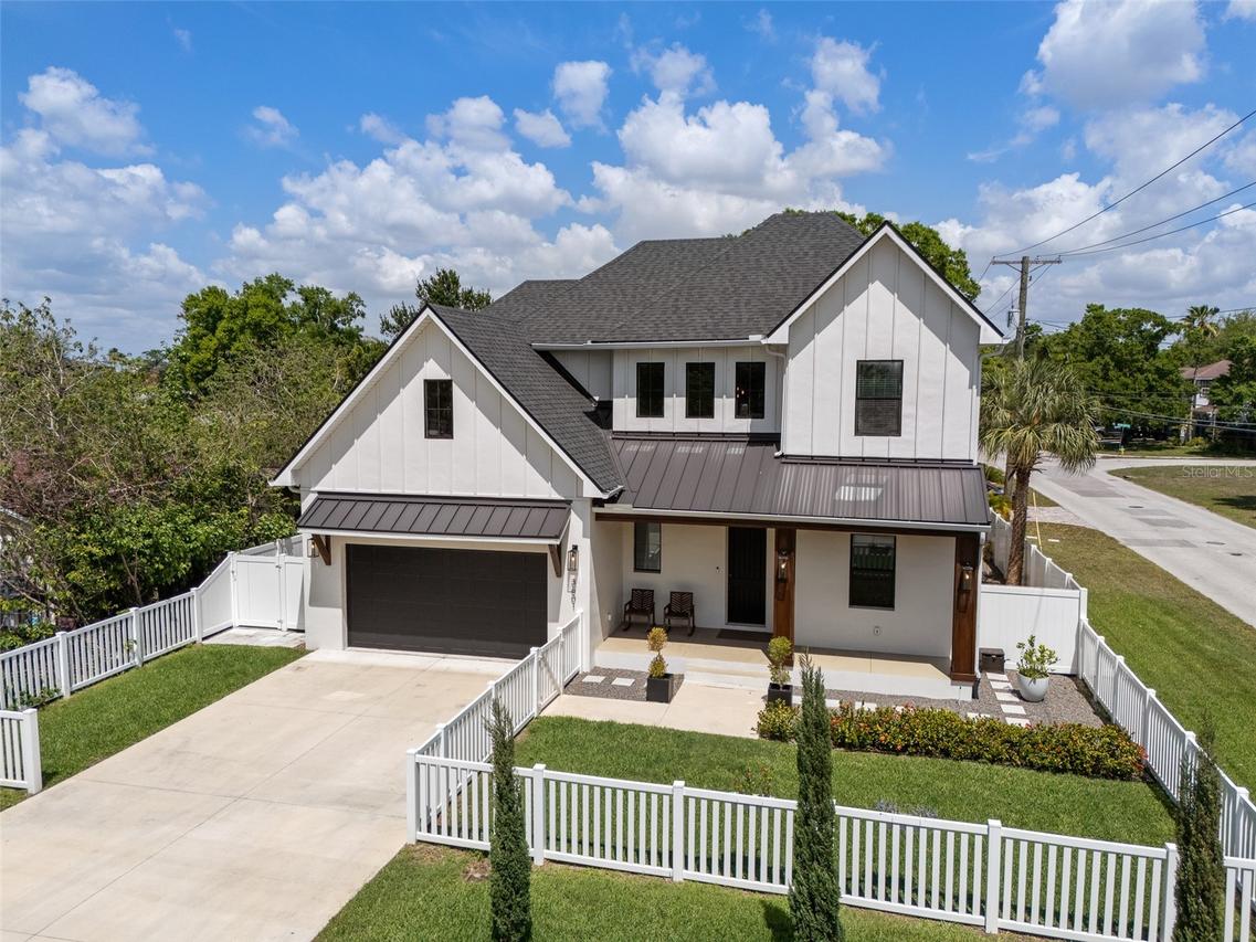 3601 W Rogers Ave., Tampa, FL 33611